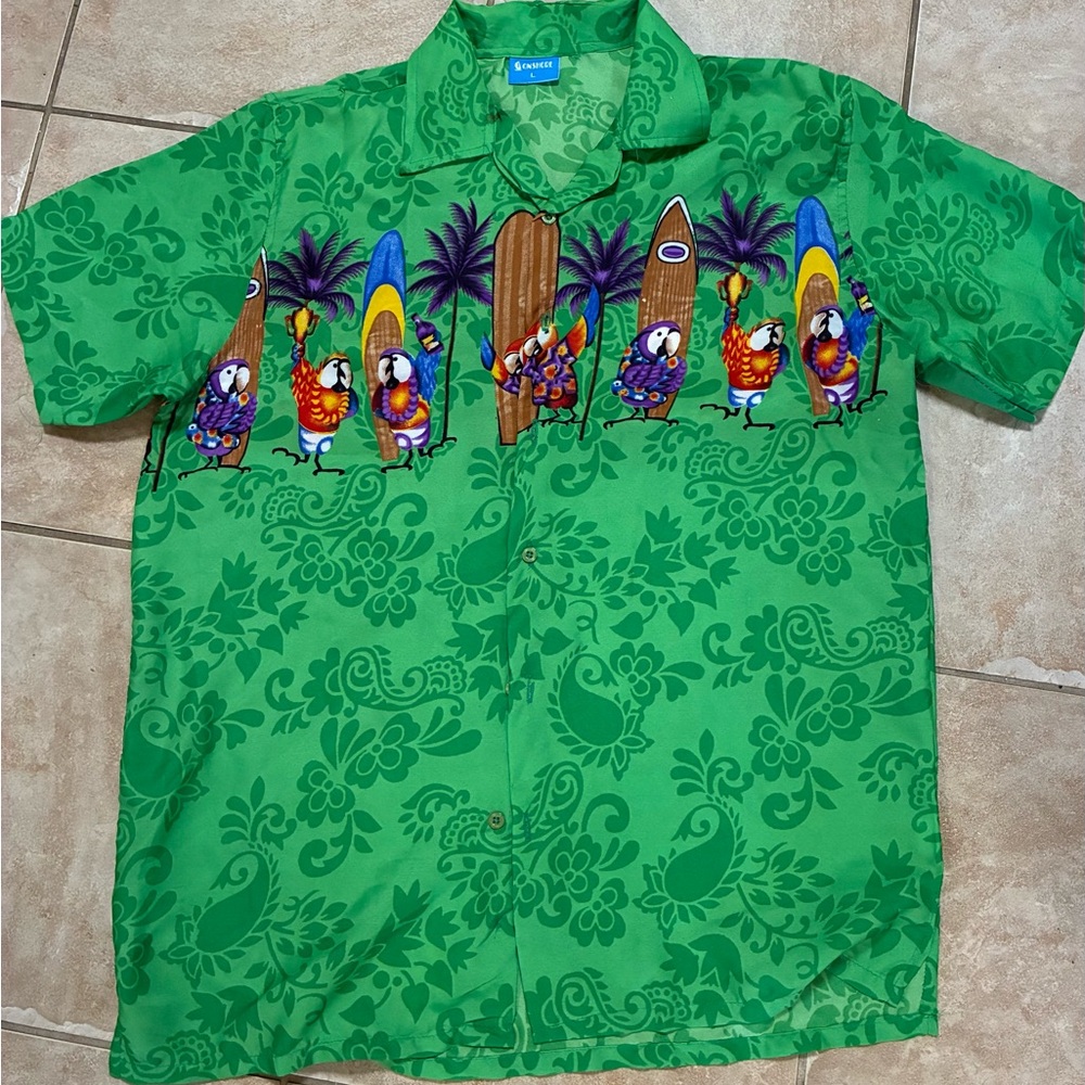 Green Parrot Print Casual Button Down Shirt